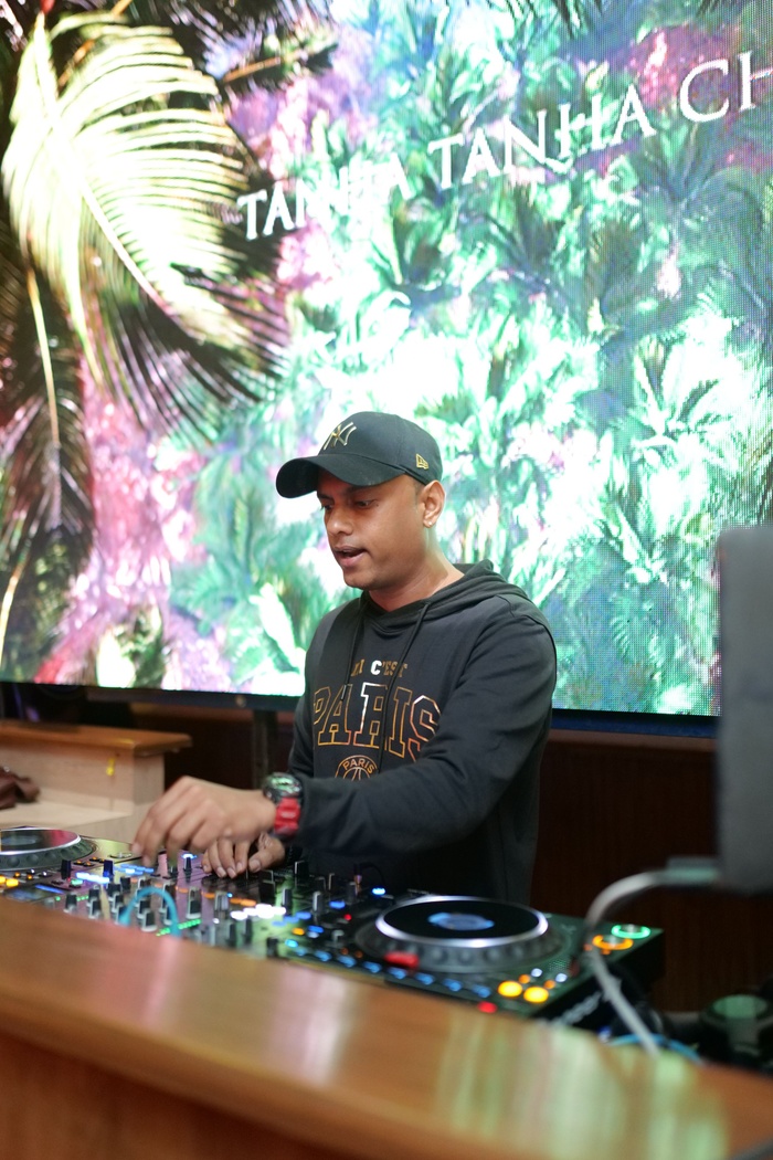 DJ VIC — Live Event